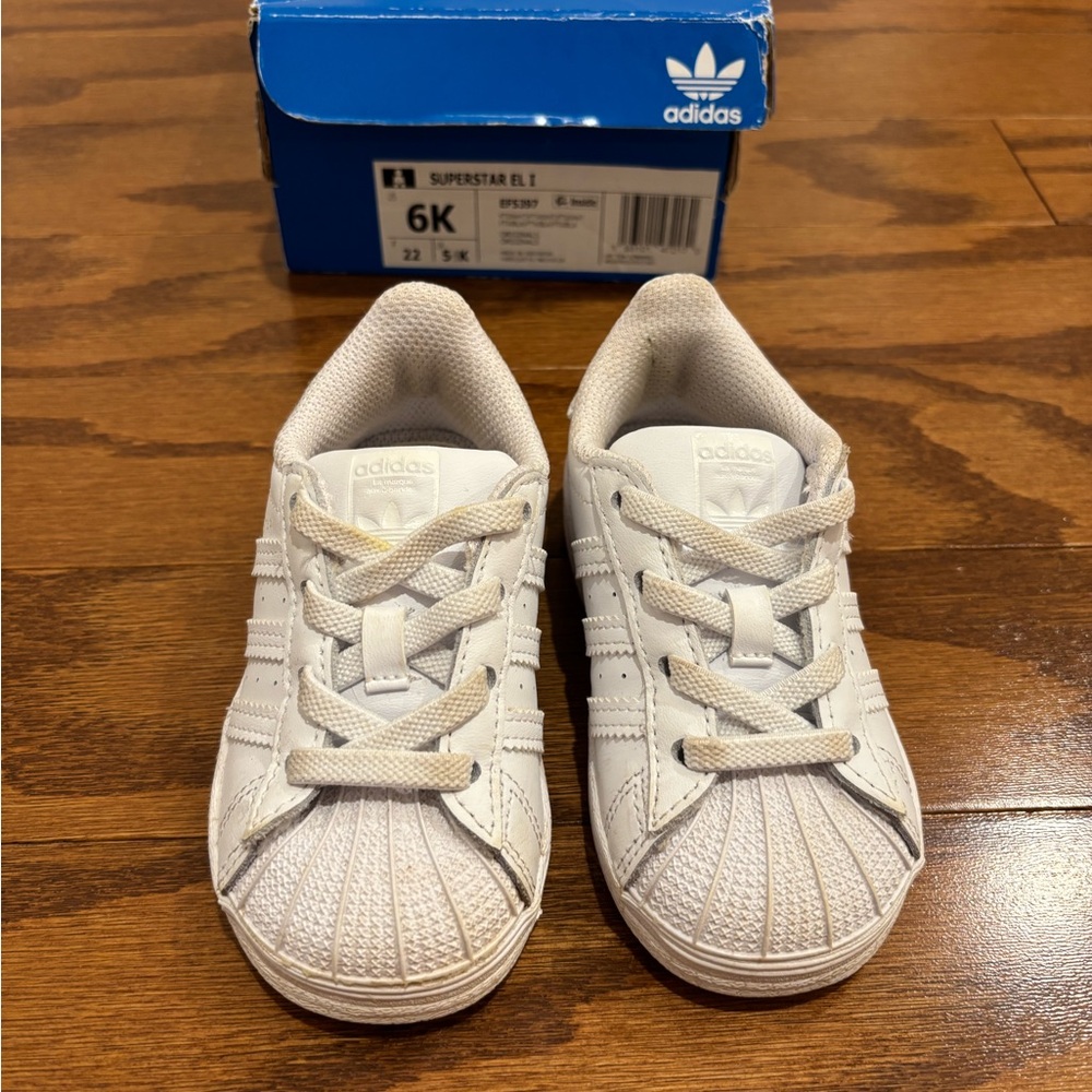 Adidas White Superstar Sneakers Classic Design